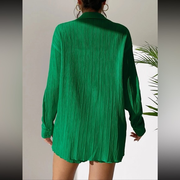 Green / cream / black 2 piece matching set Long sleeve Button Shirt & Shorts - Picture 6 of 12